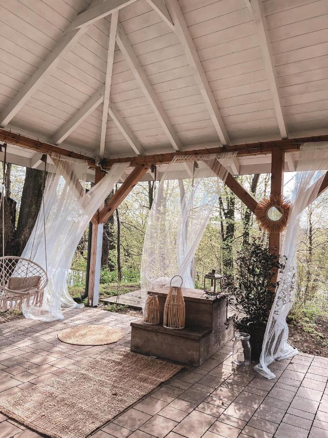 Folwark Bed & Breakfast Wierzchowiska Екстериор снимка